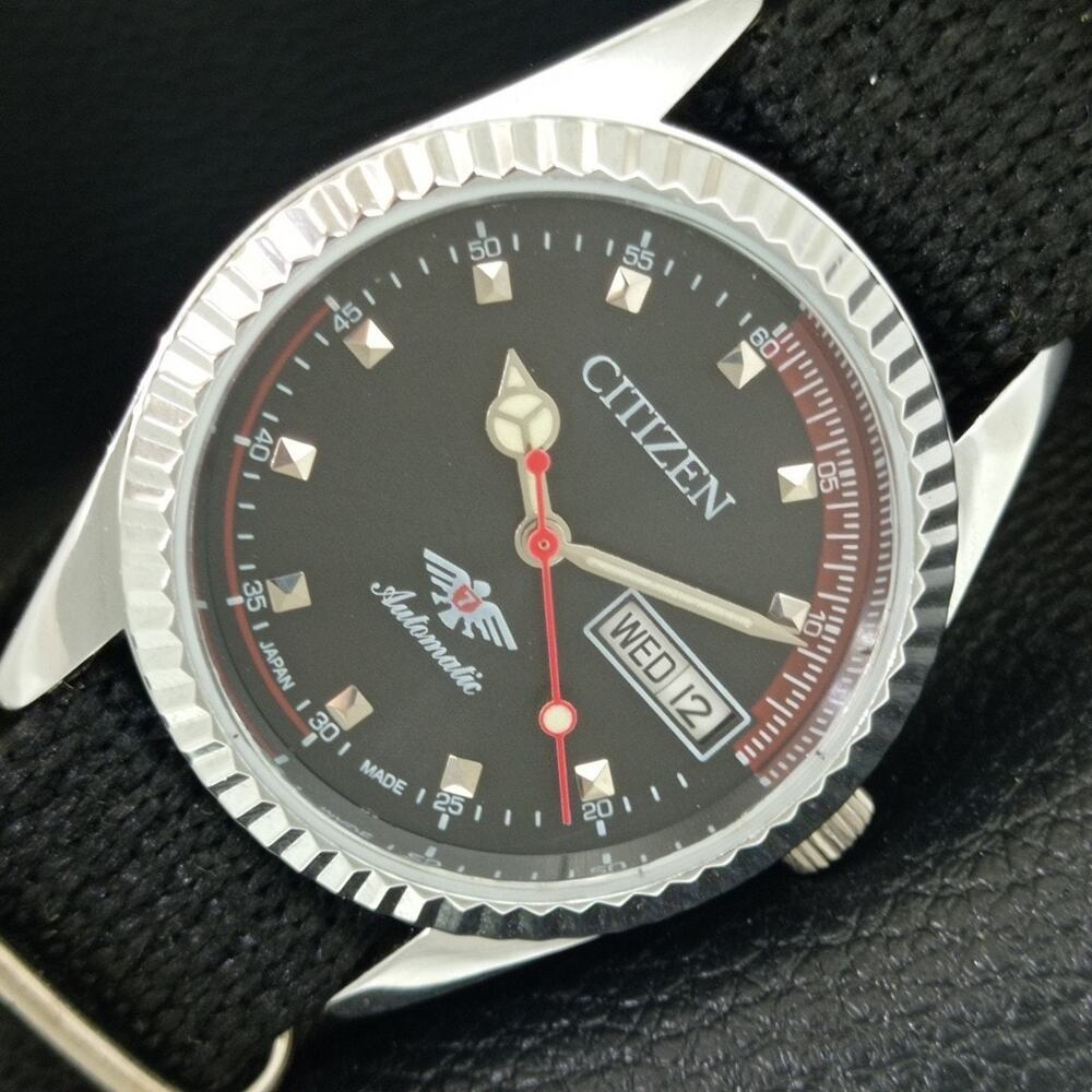 Vintage 1971 Citizen Automatic Mens Silver Watch W/daydate & Black accents